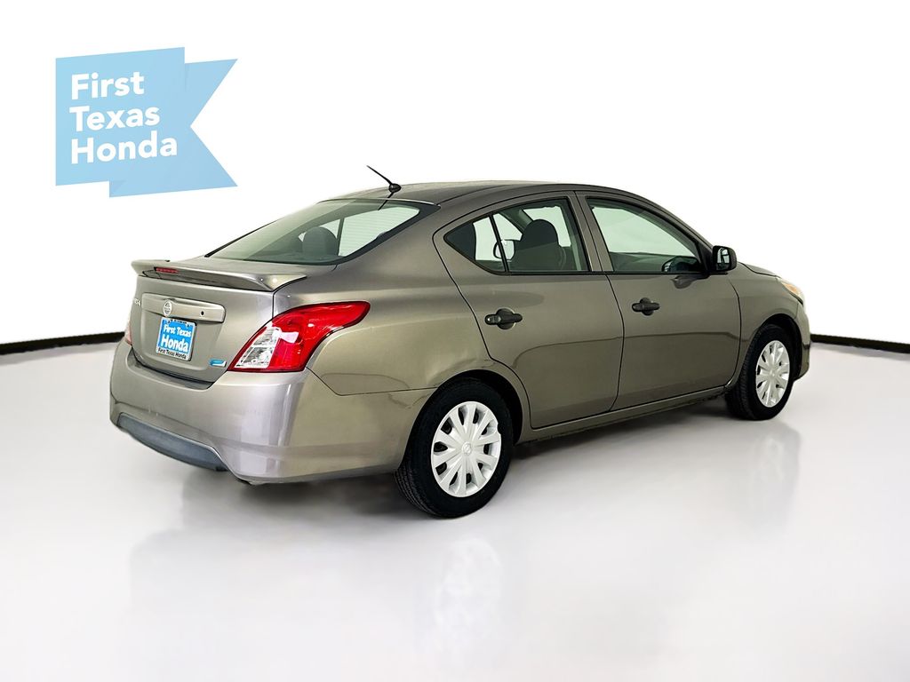 Used Car 2015 Nissan Versa  1.6 S Plus For Sale Under $10,000 In Austin, Texas