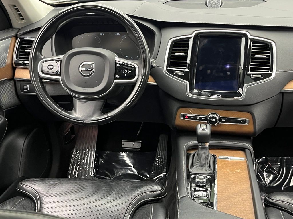 Thumbnail: 2018 Volvo XC90 - 28