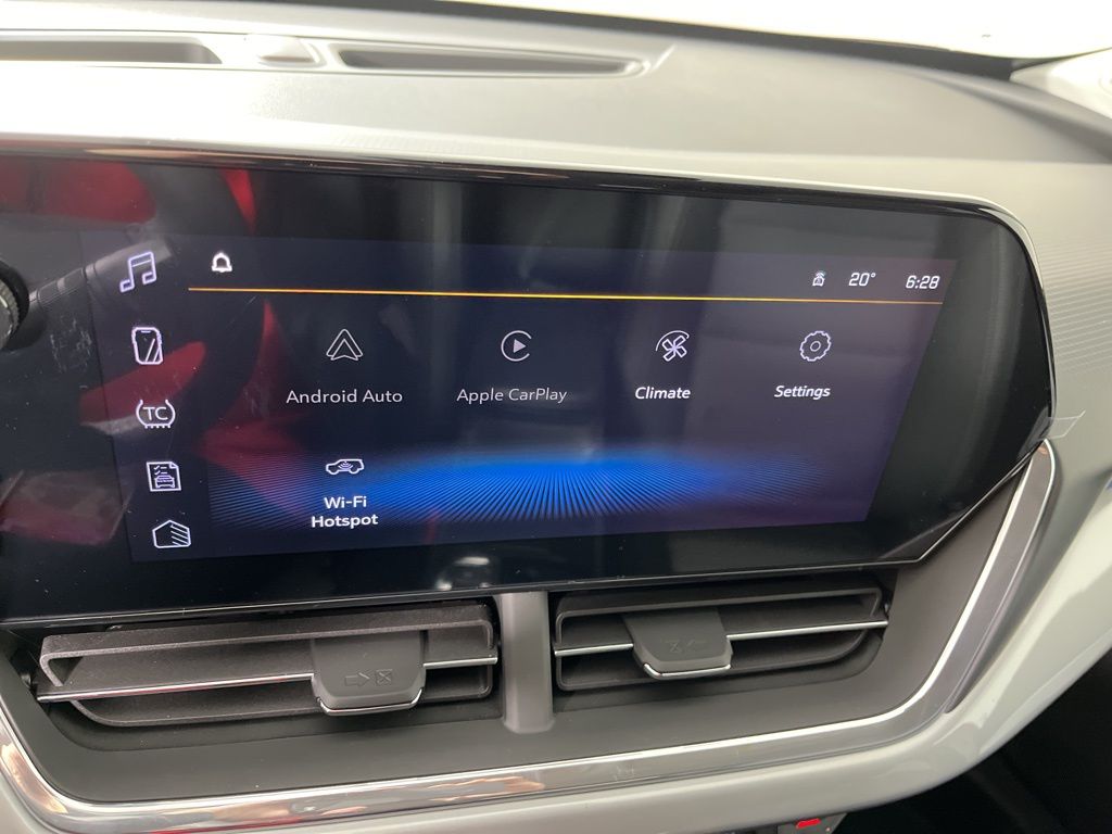 2025 Chevrolet Trax LT 28