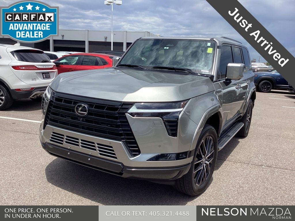 2025 Lexus GX 460's photo