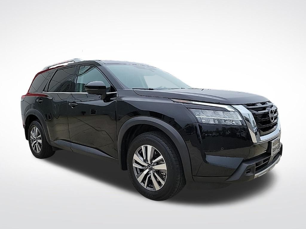 View vehicle photo 6