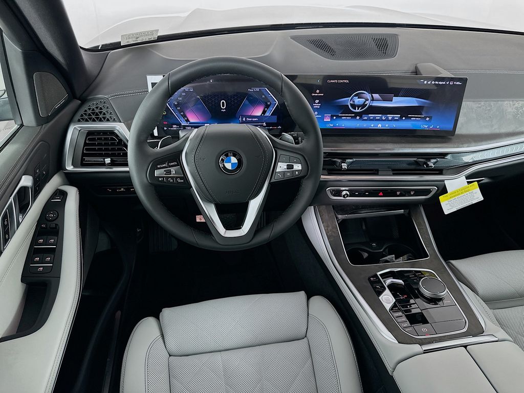 Thumbnail: 2026 BMW X5 - 19