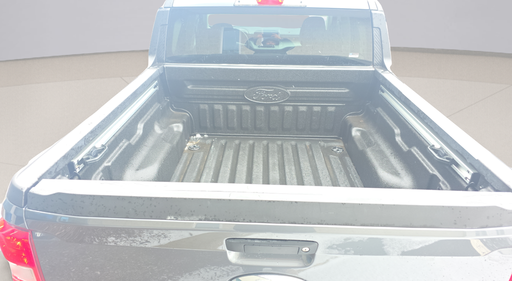 Certified Used 2022 Gray Ford XLT image 11