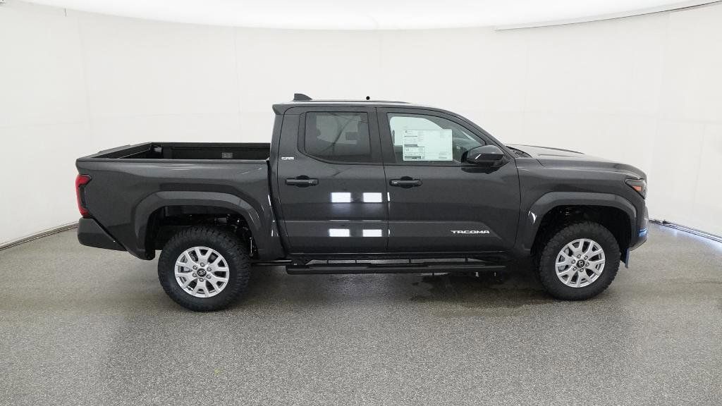 Thumbnail: 2025 Toyota Tacoma - 10