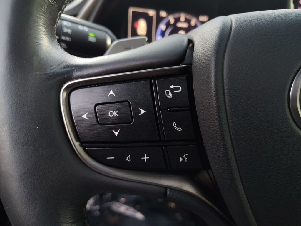 Used Car 2019 Lexus Es  350 Luxury For Sale Under $30,000 In Austin, Texas