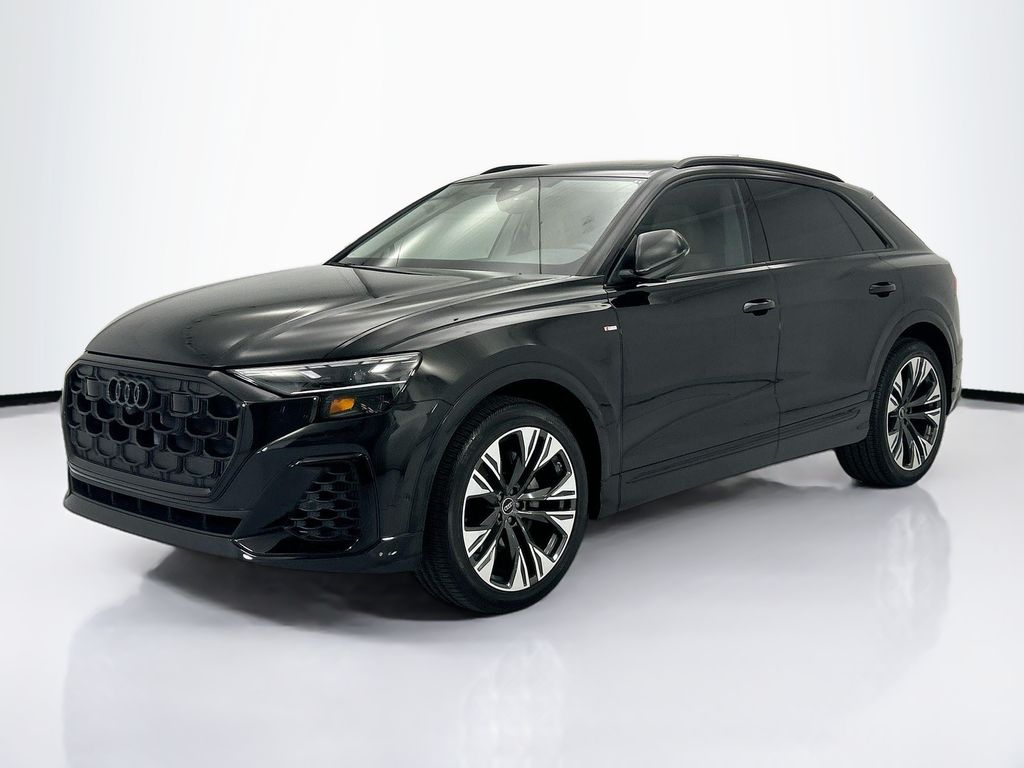 Thumbnail: 2025 Audi Q8 - 1