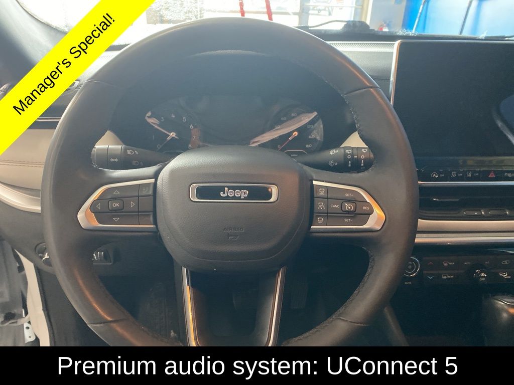 Used 2025 White Jeep Limited image 6