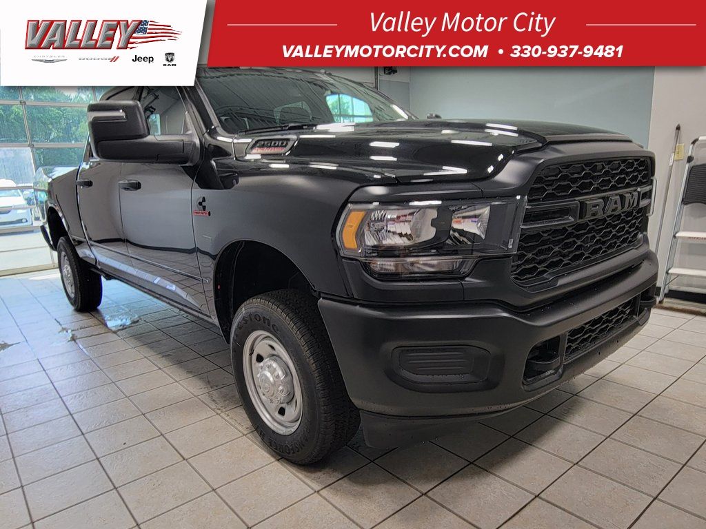 2024 RAM 2500 Tradesman Crew Cab 4WD