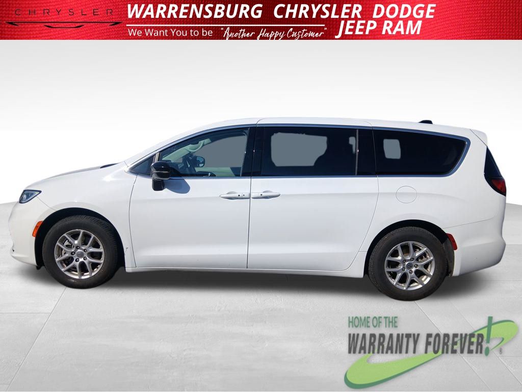 View vehicle photo 7