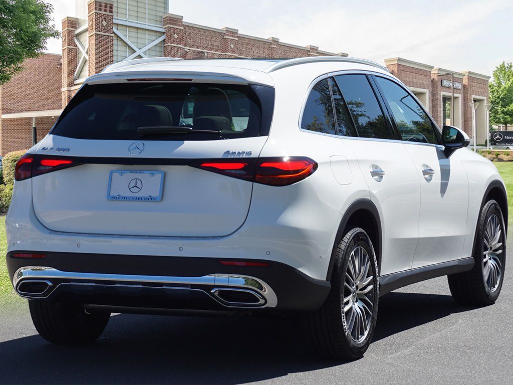 Thumbnail: 2026 Mercedes-Benz GLC - 6