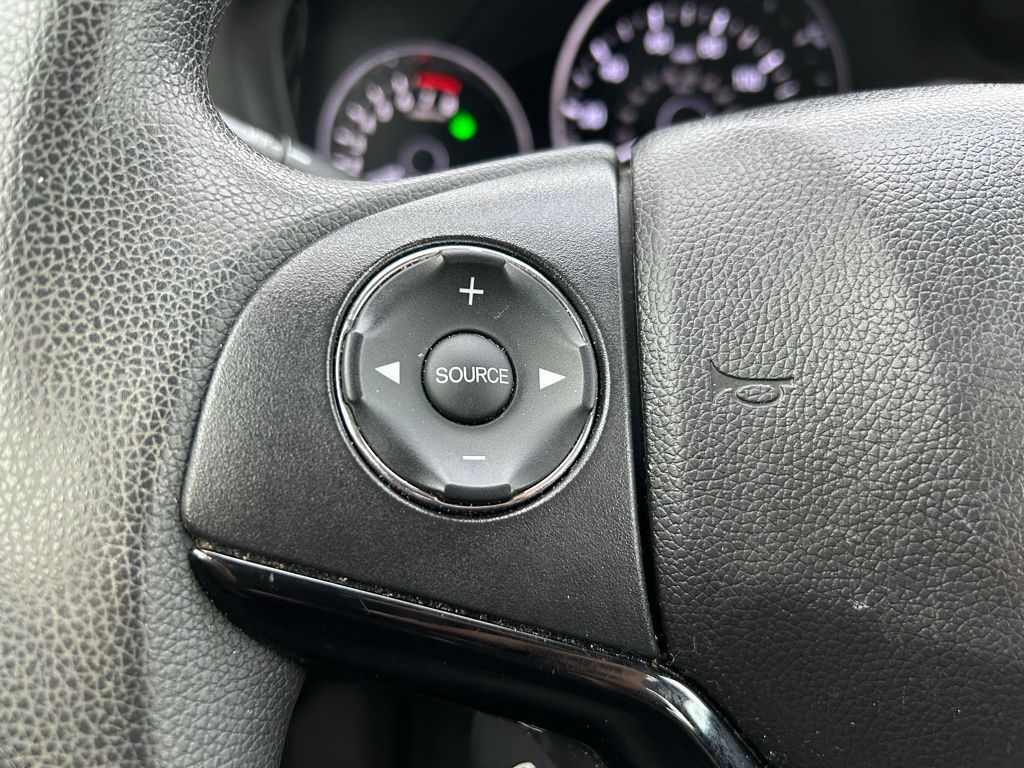 2022 Honda HR-V LX 19