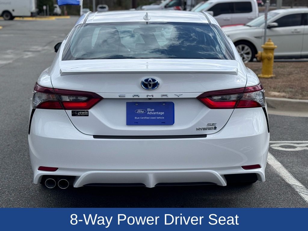 2021 Toyota Camry SE Hybrid