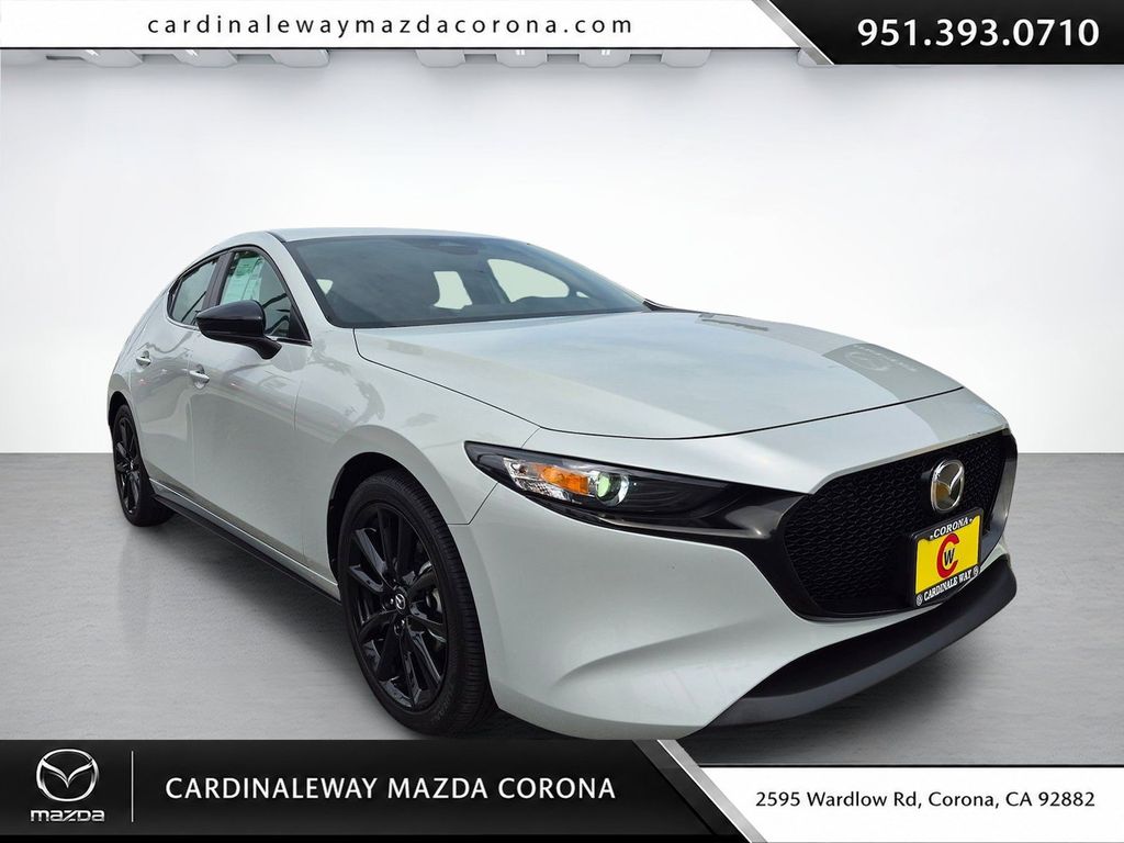 Ceramic White 2025 Mazda MAZDA3 2.5 S Select Sport Hatchback FWD Hatchback Front-Wheel Drive 6-Speed Automatic