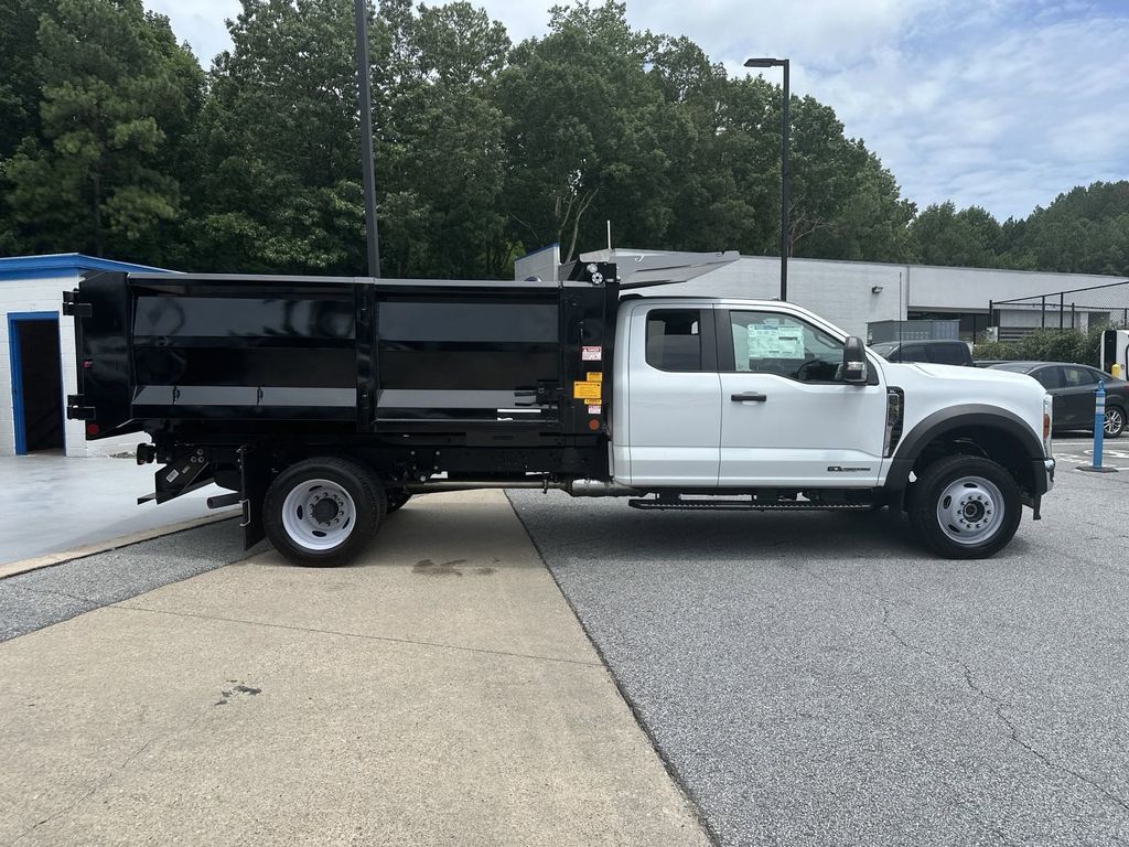 2024 Ford F-550SD  8