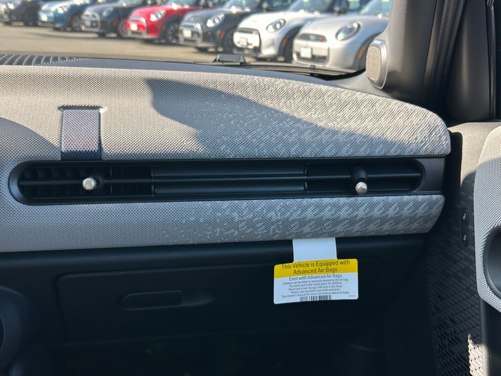 Thumbnail: 2026 MINI Cooper - 25