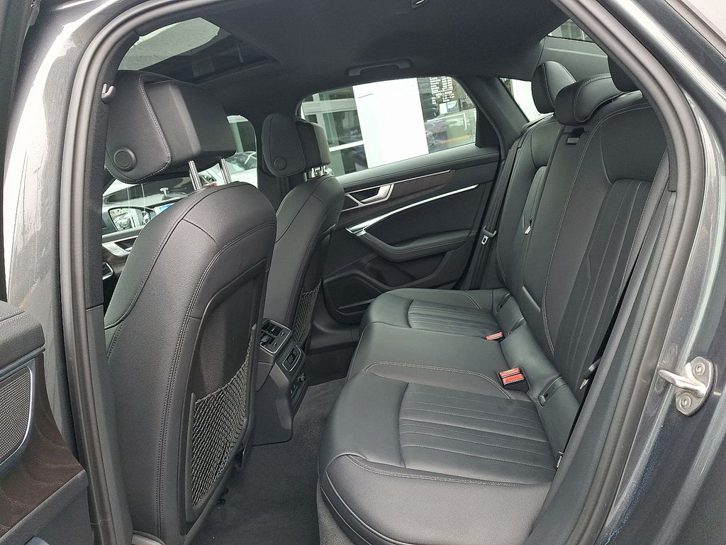 Thumbnail: 2023 Audi A6 - 10