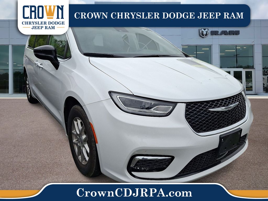 2024 Chrysler Pacifica Touring L FWD