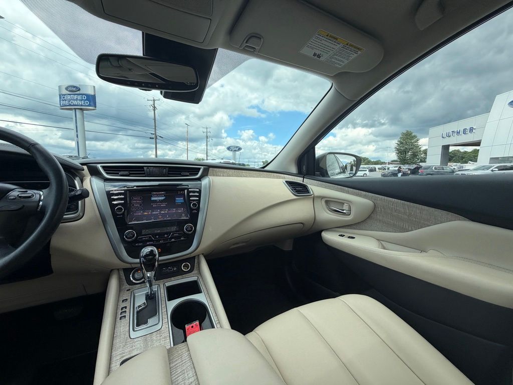 2020 Nissan Murano SV White at Bob Ruth Ford