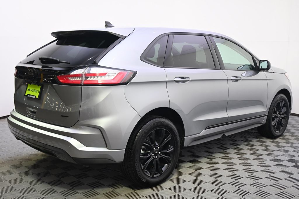 Used 2024 Silver Ford SE image 7