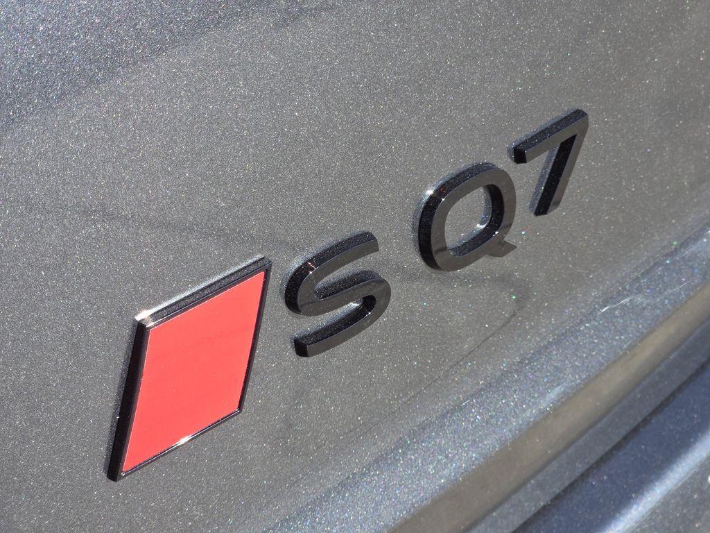 new 2026 Audi SQ7 car, priced at $103,115