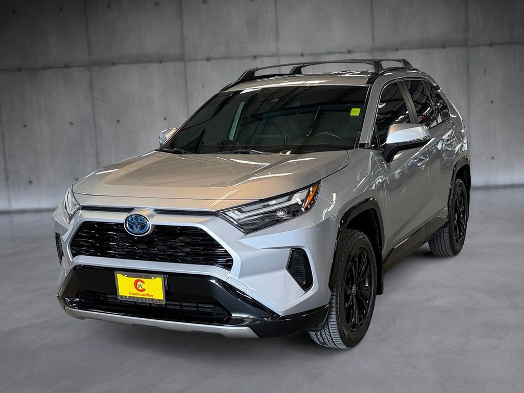 2022 Toyota RAV4 Hybrid SE AWD