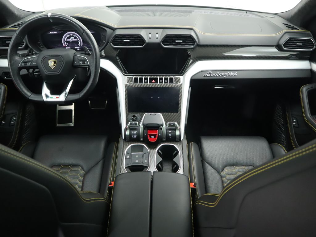 Thumbnail: 2020 Lamborghini Urus - 13