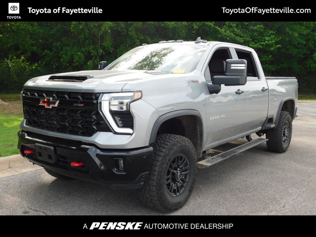 2024 Chevrolet Silverado 2500 ZR2 Hero Image
