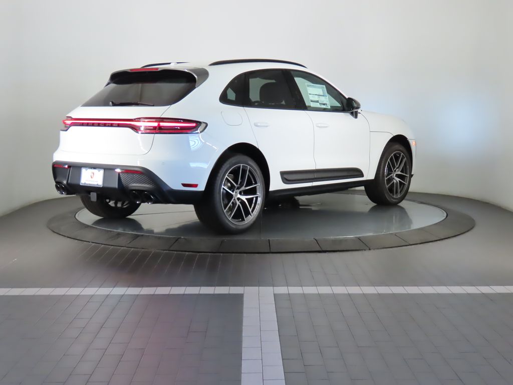 2024 Porsche Macan  5