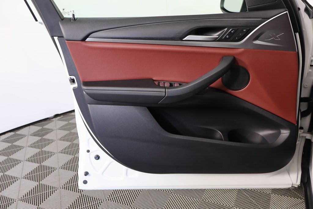 Thumbnail: 2023 BMW X3 - 12