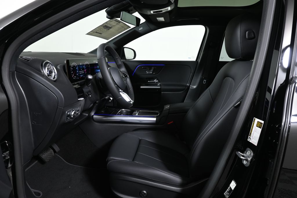 Thumbnail: 2026 Mercedes-Benz GLA - 3