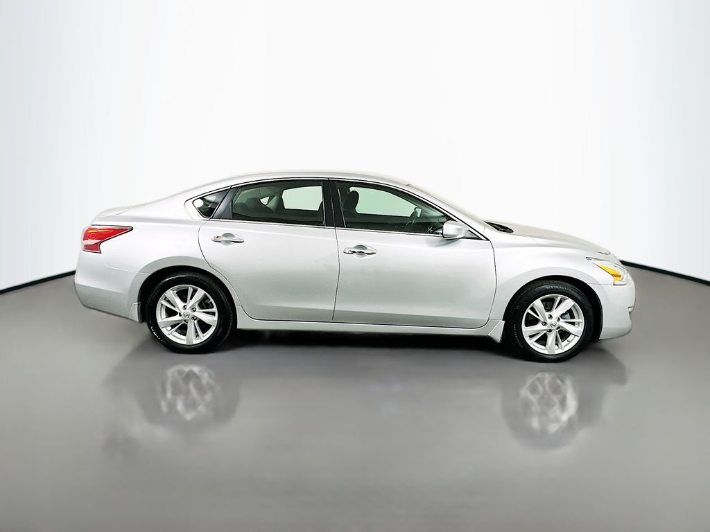 2014 Nissan Altima SV 4