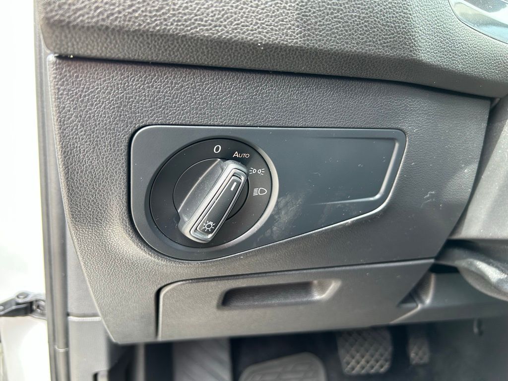 2022 Volkswagen Tiguan 2.0T 18