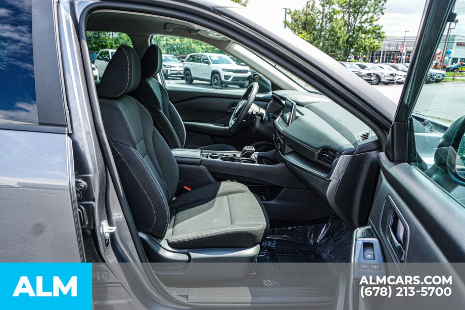 Used 2024 Gray Nissan S image 23