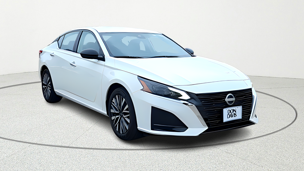 2025 Nissan Altima