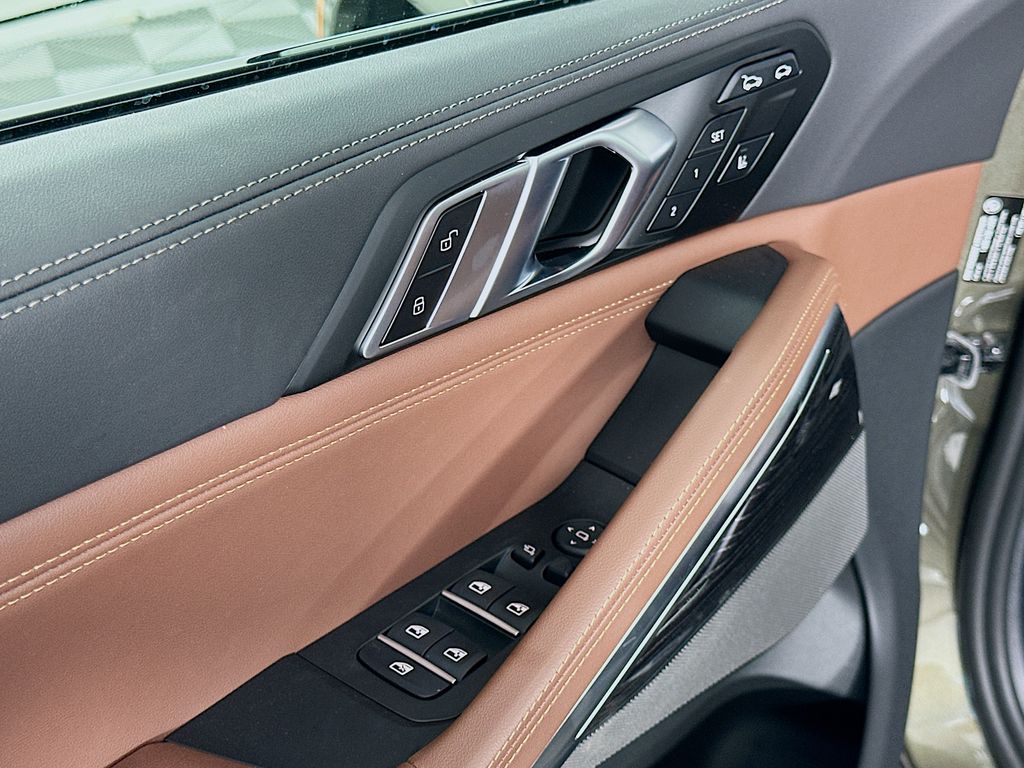 Thumbnail: 2026 BMW X6 - 20