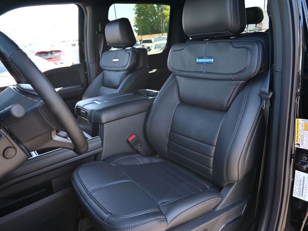 2025 Ford F-350 Super Duty Platinum