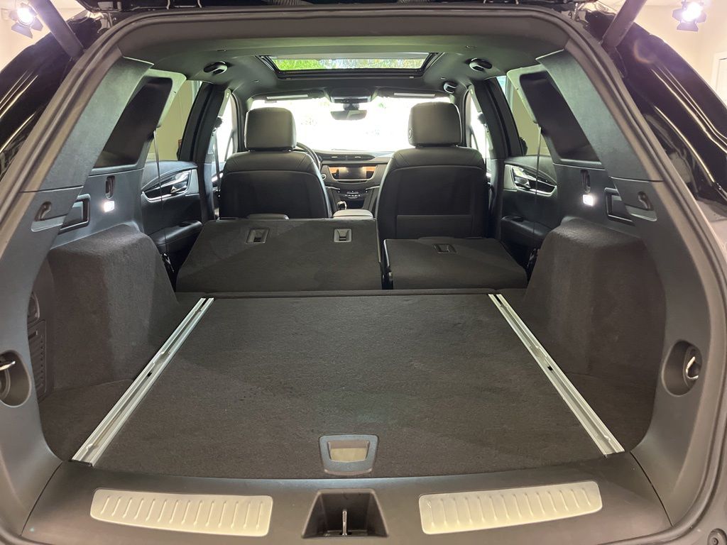 used 2023 Cadillac XT5 car, priced at $39,350