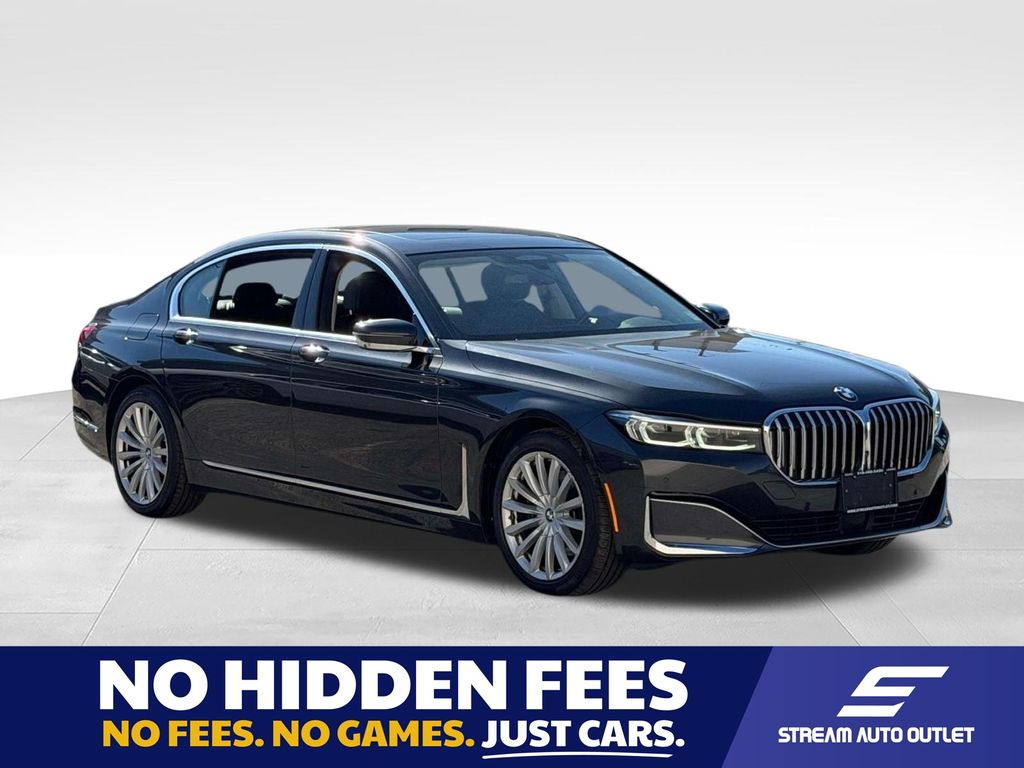 Gray (Dark Graphite Metallic) 2022 BMW 7 Series Sedan All-Wheel Drive 8-Speed Automatic