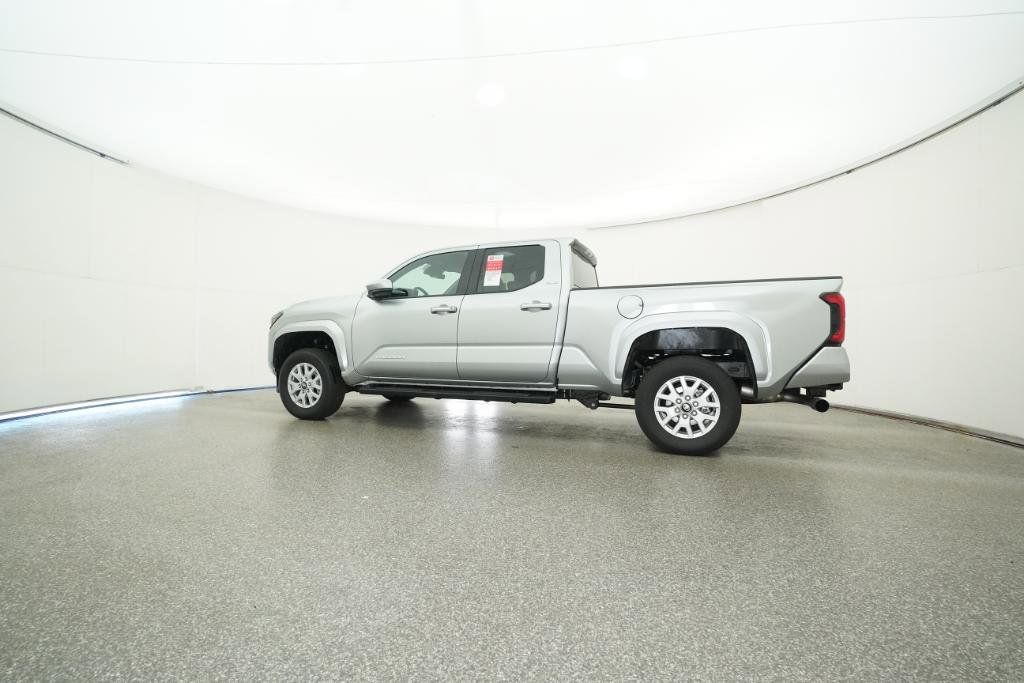 Thumbnail: 2025 Toyota Tacoma - 7