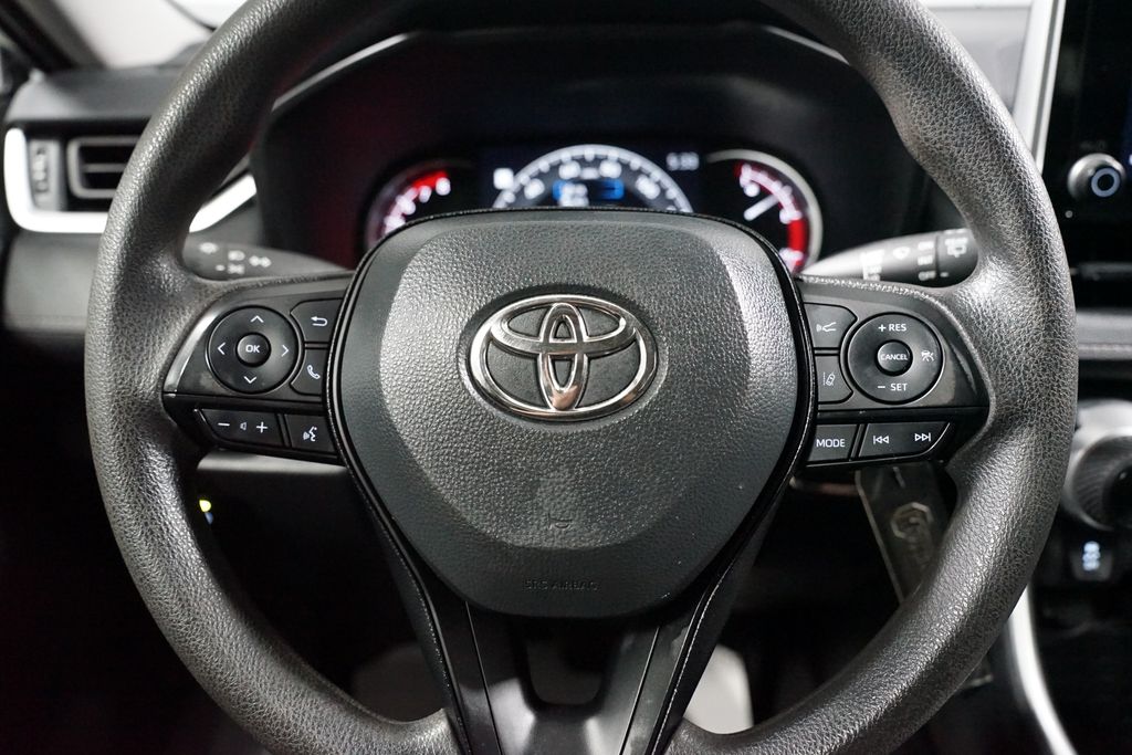 Thumbnail: 2024 Toyota RAV4 - 12