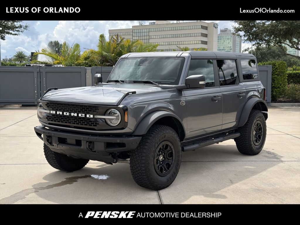 Carbonized Gray Metallic 2024 Ford Bronco SUV / Crossover Four-Wheel Drive Automatic