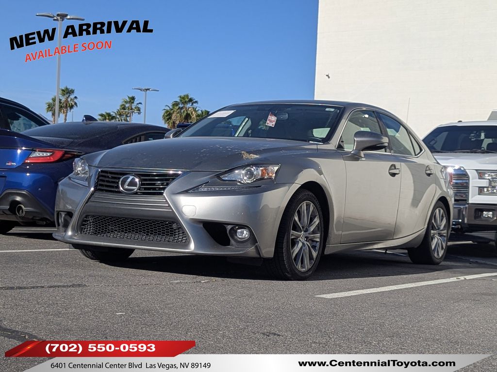 2016 Lexus IS 350 200t's photo