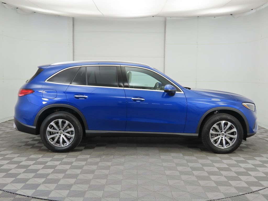 Certified Used 2026 Blue Mercedes-Benz GLC 300 image 4