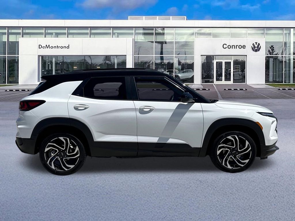 2024 Chevrolet TrailBlazer RS White at Bayway Cadillac of The Woodlands