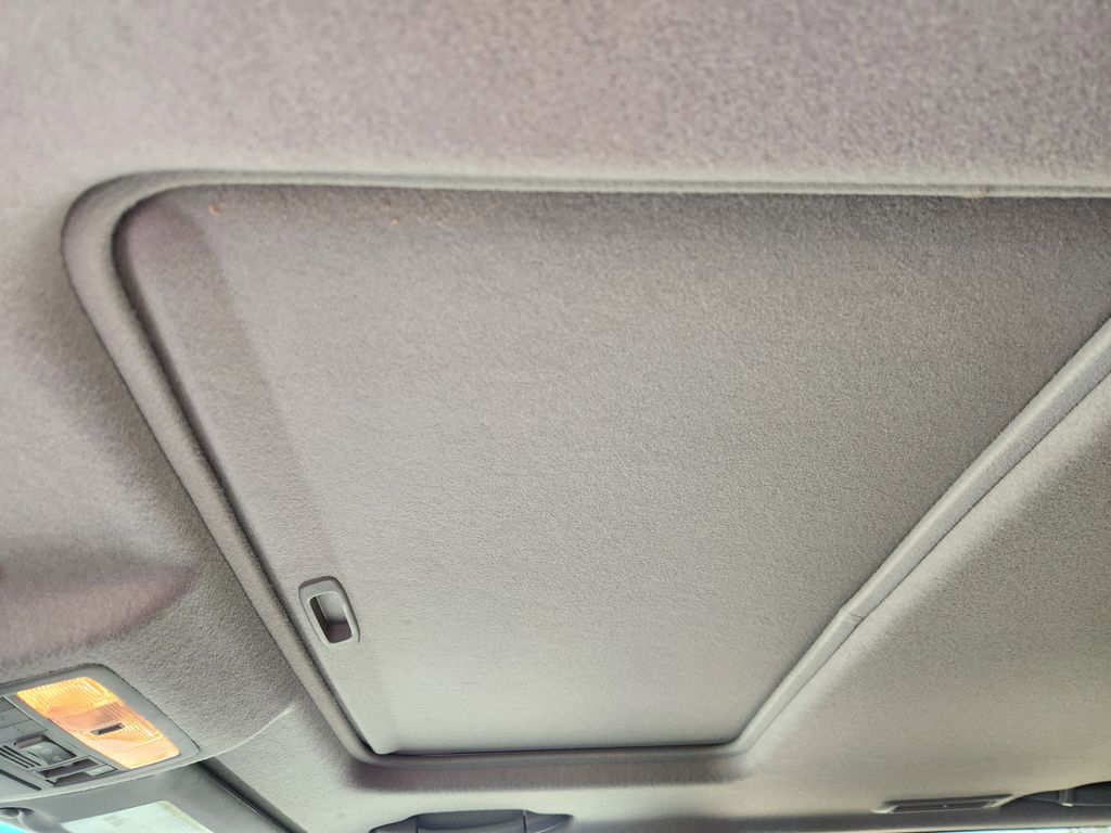 2012 Toyota Highlander Limited White at Emmons Autoplex