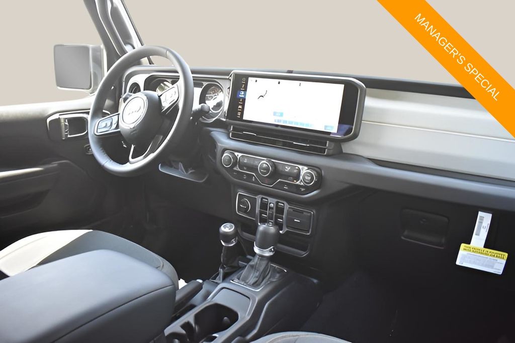 New Car 2025 Jeep Gladiator  Sport S For Sale Under $40,000 In Austin, Texas