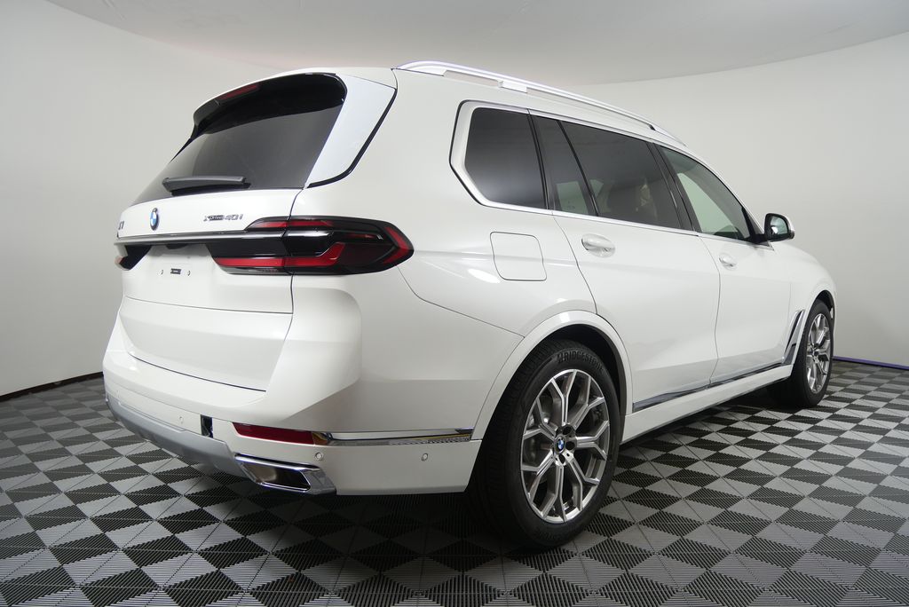 Thumbnail: 2026 BMW X7 - 3