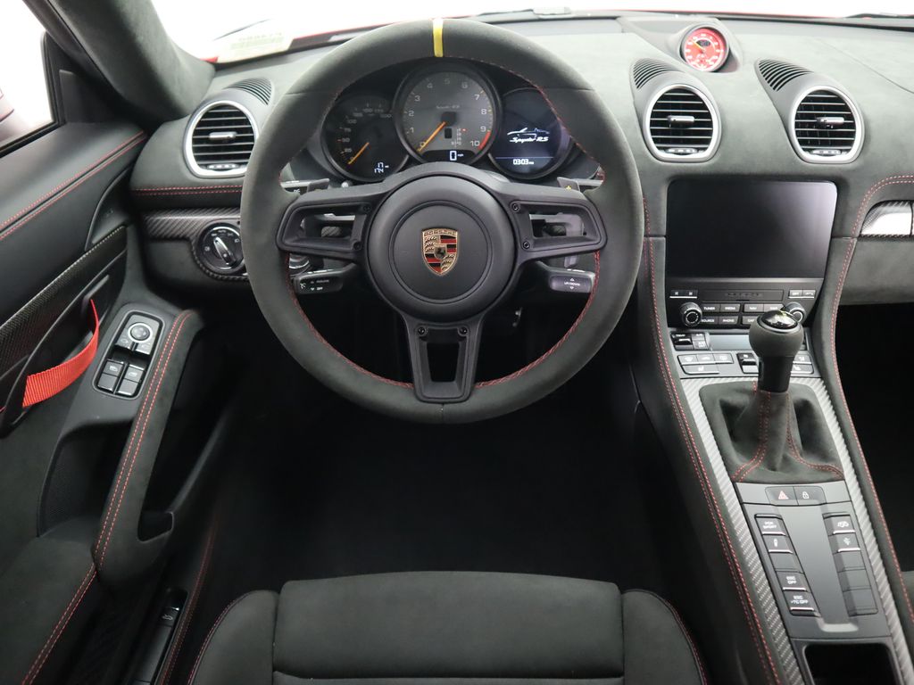 Thumbnail: 2025 Porsche  - 13
