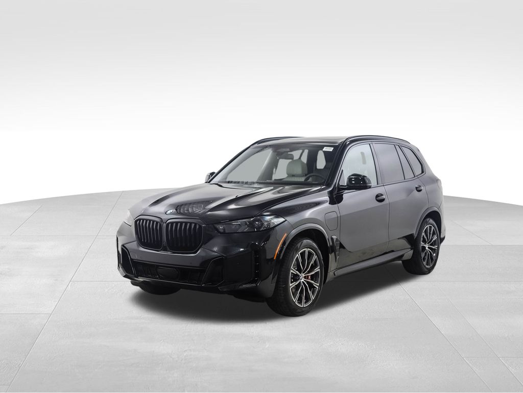 2026 BMW X5 xDrive50e Hero Image