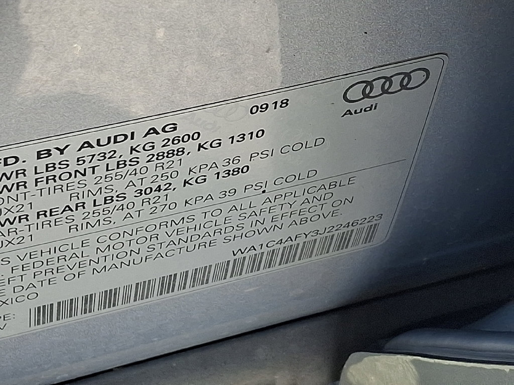 Thumbnail: 2018 Audi SQ5 - 26